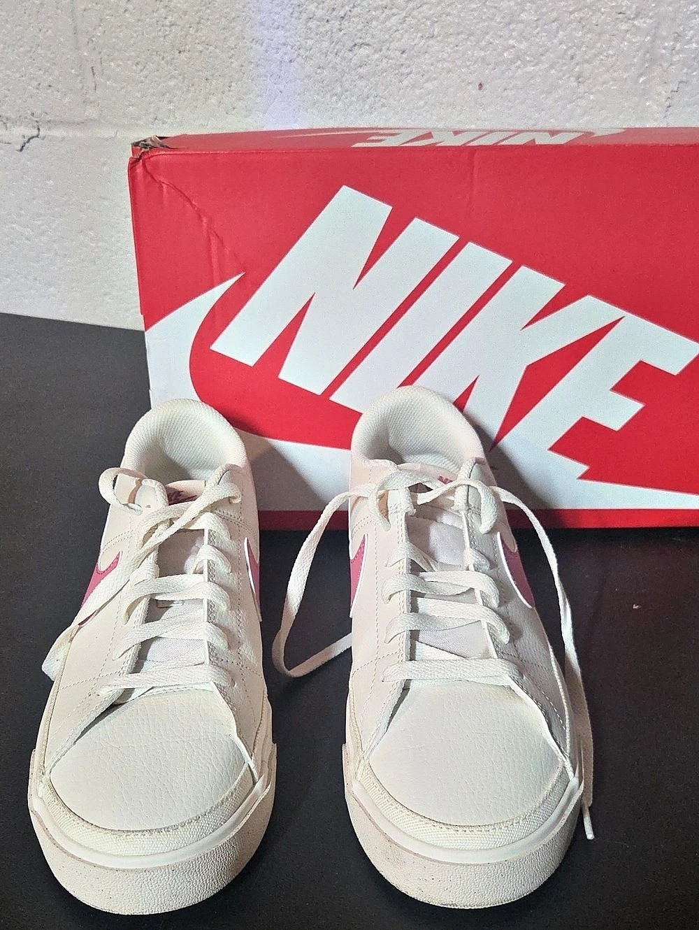 Nike Court Legacy NN Sneakers White & Pink US 10.5